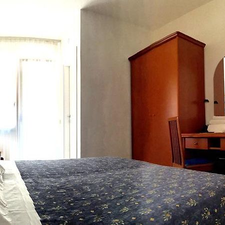Hotel Villa Candia Lignano Sabbiadoro Eksteriør bilde