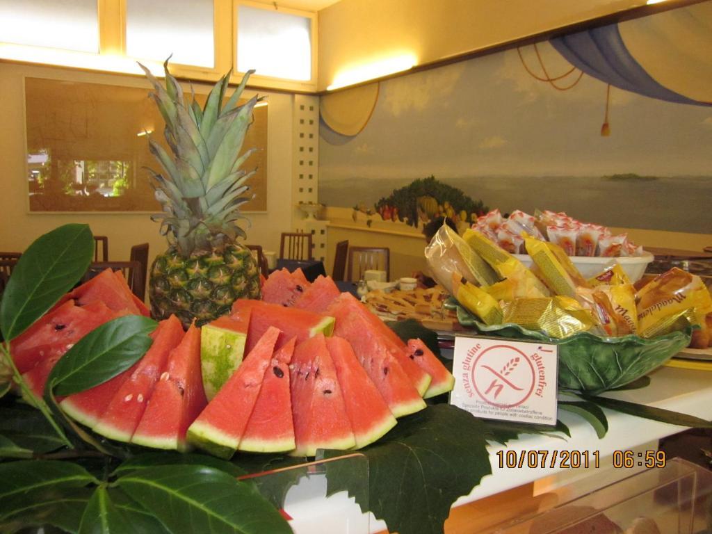 Hotel Villa Candia Lignano Sabbiadoro Eksteriør bilde
